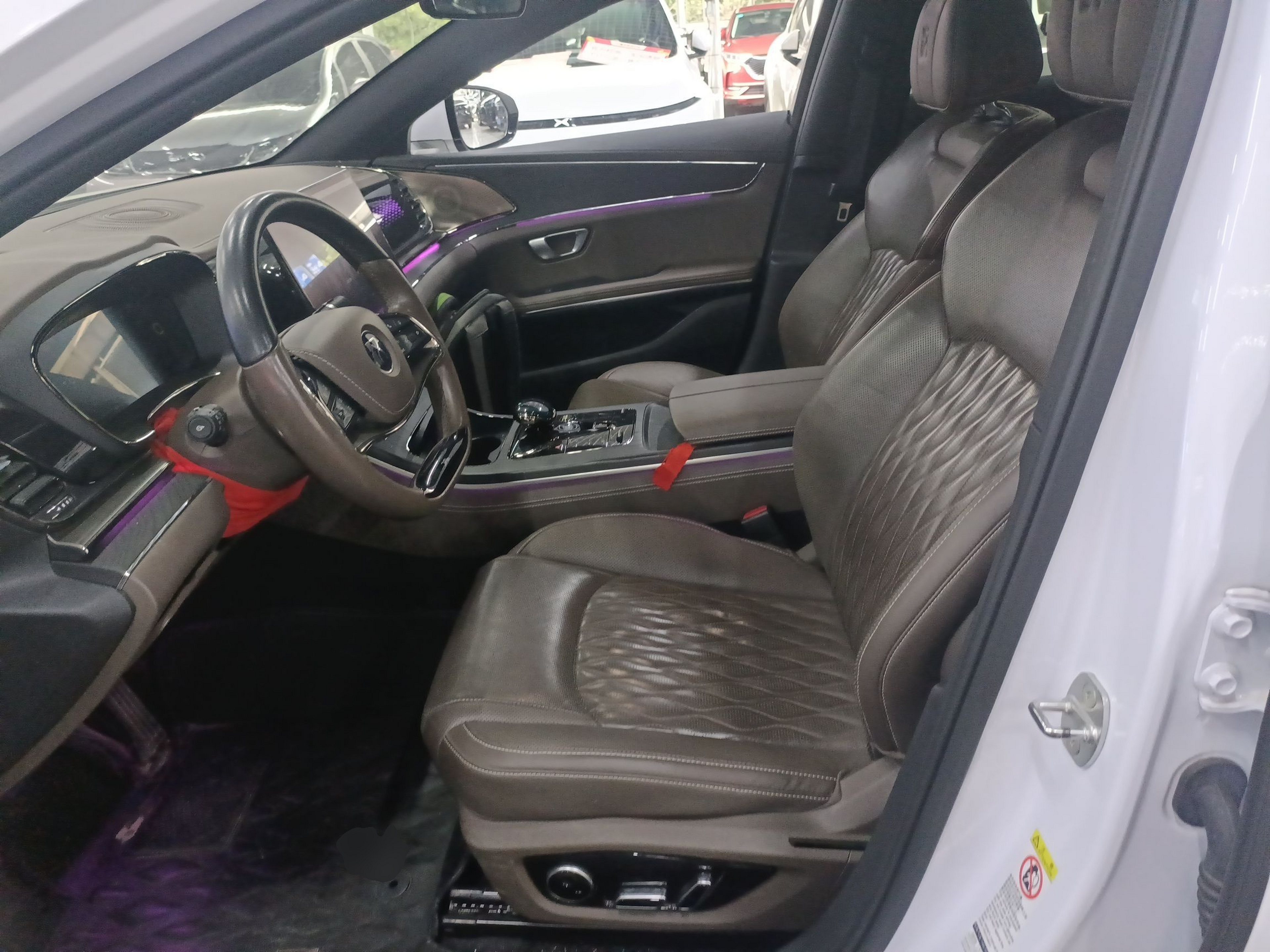 Interior delantero
