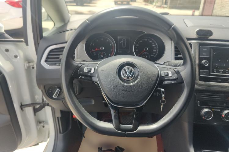 Used Volkswagen Golf Sportsvan 2019 280TSI Automatic Trendy Edition China V Standard
