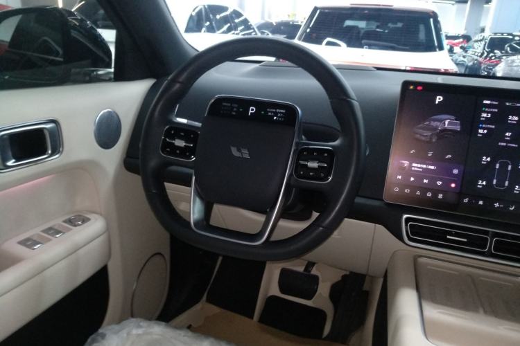 Used Li Auto L9 2024 Pro Model
