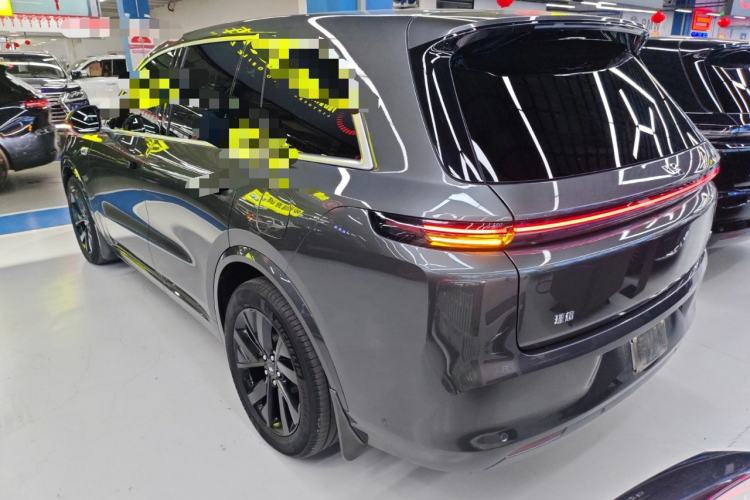 Used Li Auto L8 2023 Pro Model
