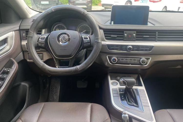 Used FORTHING Joyear X5 2017 1.6L CVT Luxury Model
