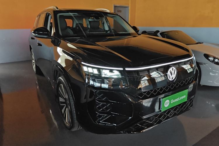 Used Volkswagen Teramont 2025 Tiguan Pro 450TSI 4Motion Crosswind Edition Exterior 1