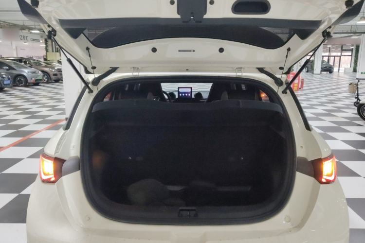 Used BYD Dolphin 2023 420 km Fashion Edition