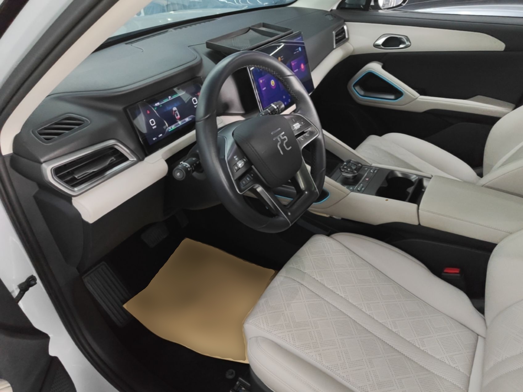 BYD Yuan UP 2024 401KM Beyond Edition — снимка 18