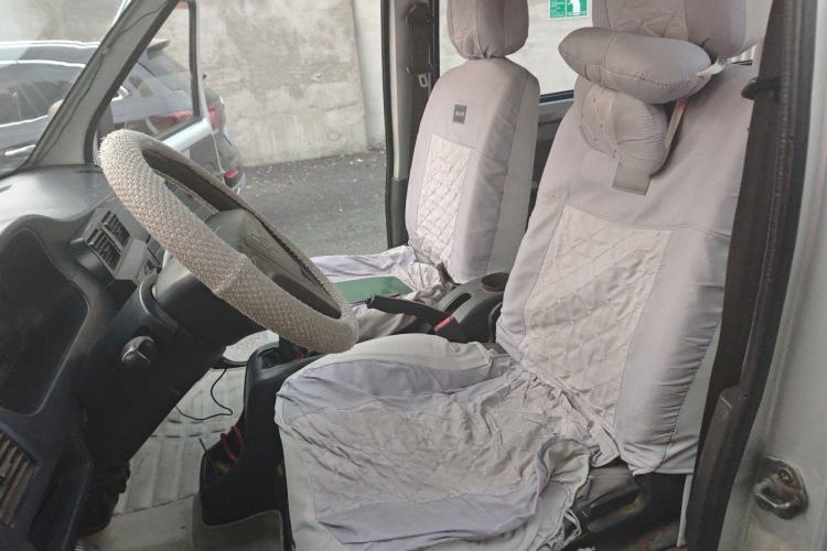 Used Wuling Rongguang 2012 1.2L Extended Basic Version LJY Left Front Seat