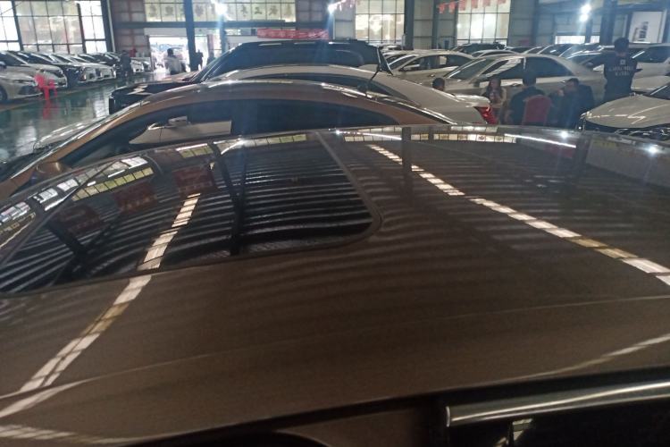 Used Volkswagen Magotan 2015 1.8TSI Luxury Model Roof