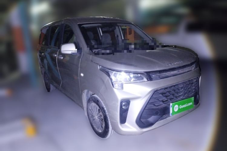 Used Dongfeng Fengon 380 2022 1.5L Comfort-Class Passenger Vehicle (Steel Spring) with 7 Seats