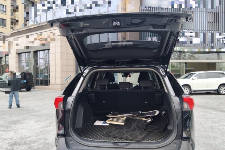 Used Toyota RAV4 2021 2.0L CVT 4x4 Trend Edition