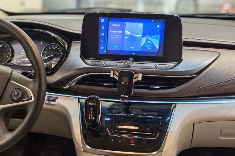 Used Buick GL8 2021 Land Cruiser Executive Class 652T Comfort Model
