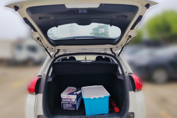 Used Peugeot 2008 2014 1.6L Automatic Fashion Edition