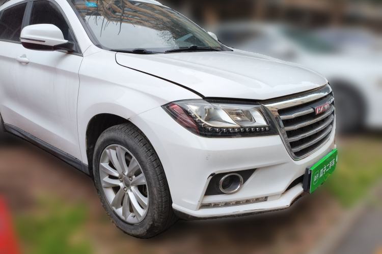 Used Haval H2 2016 Red Label 1.5T Manual Two-Wheel Drive Urban Edition