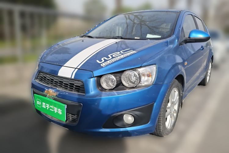 Used Chevrolet Aveo Sonic 2011 Hatchback 1.6L MT SX