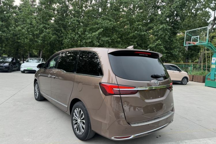 Used Buick GL8 2021 Land Cruiser Executive Class 652T Luxury Model
