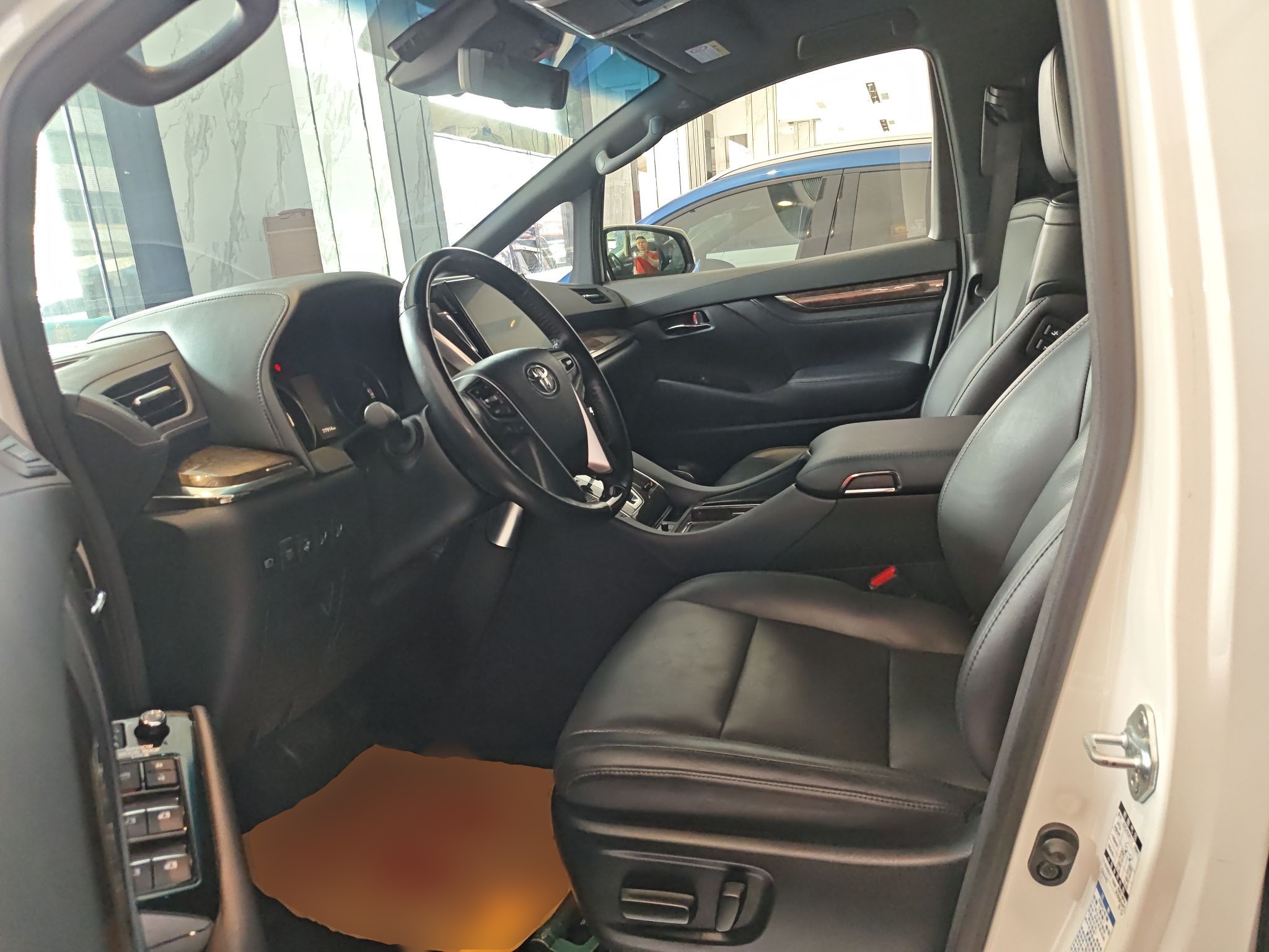Interior delantero