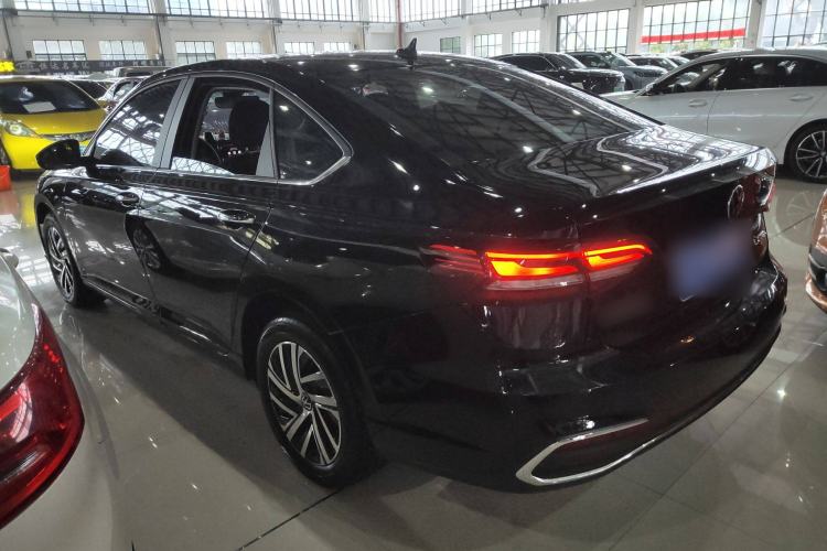 Used Volkswagen Lavida 2024 1.5L Automatic Full-Comfort Version