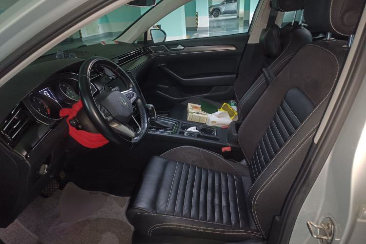 Used Volkswagen Magotan 2020 330TSI DSG Leading Model Left Front Seat