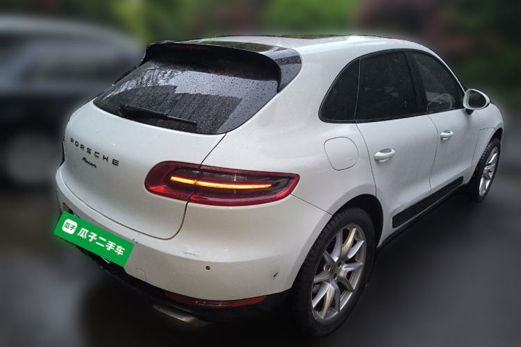 Used Porsche Macan 2014 Macan 2.0T Rear Right 45 Deg
