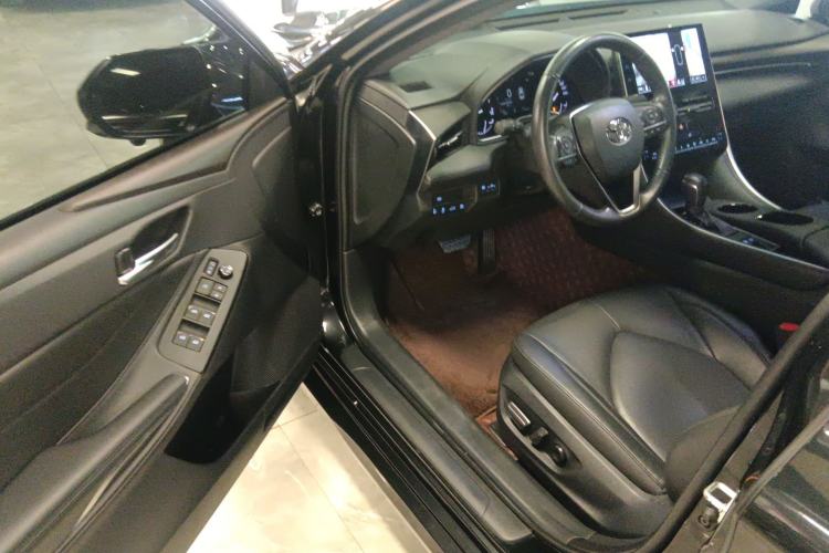 Used Toyota Avalon 2023 2.0L Luxury Edition