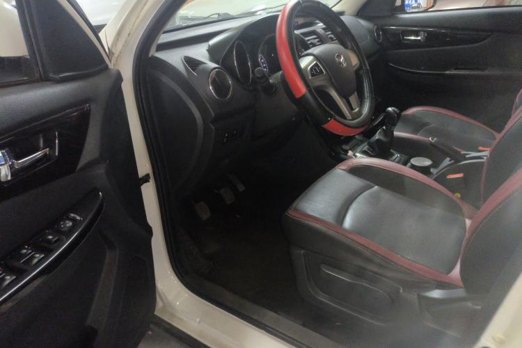 Used HYOSOW S3 2016 1.5L Manual Luxury Edition China IV Emission Standard Driver Seat