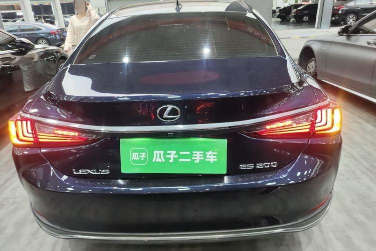 Used Lexus ES 2021 200 Excellence Edition
