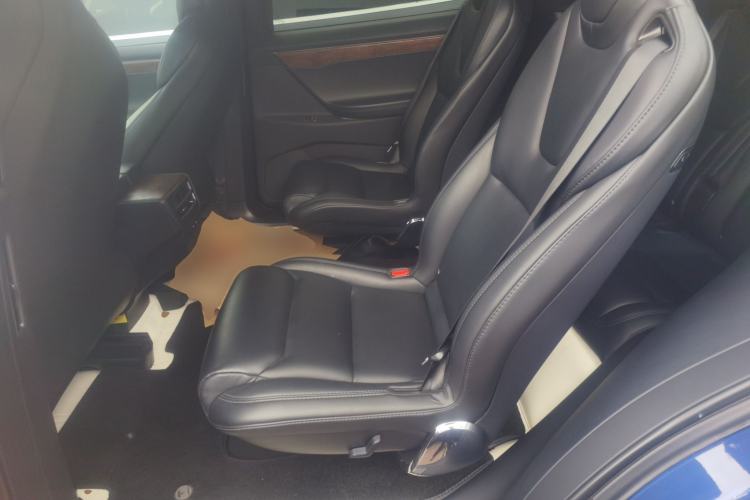 Used Tesla Model X 2019 Long-Range Version Left Rear Seat