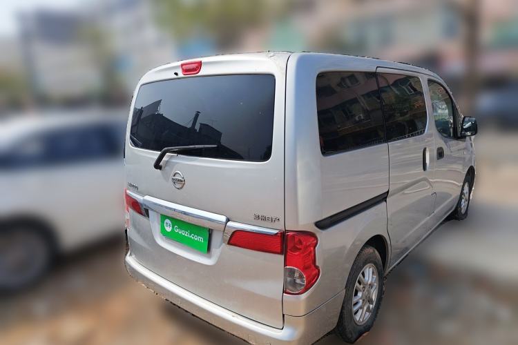 Used Nissan NV200 2012 1.6L 232 Seats Luxury Version

