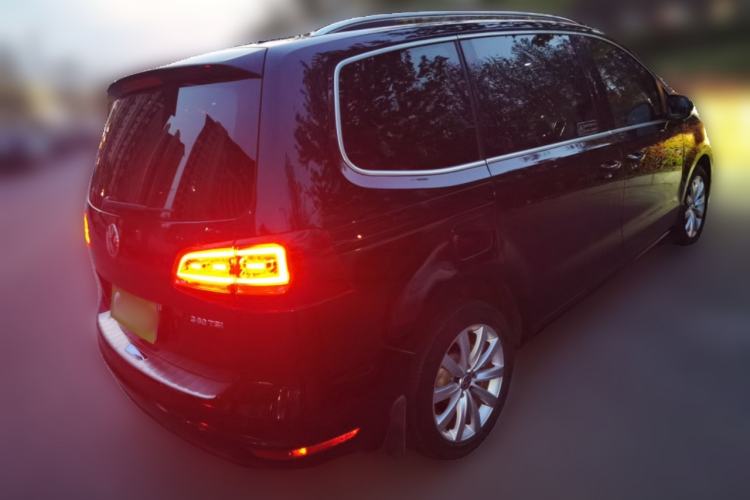 Used Volkswagen Sharan 2016 380TSI Luxury 7-Seater Rear Right 45 Deg