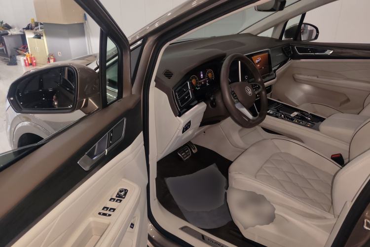 Used Volkswagen Viloran 2022 380TSI Prestige Edition