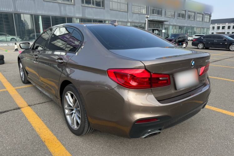 Used BMW 5 Series 2018 525Li M Sport Package Exterior 5