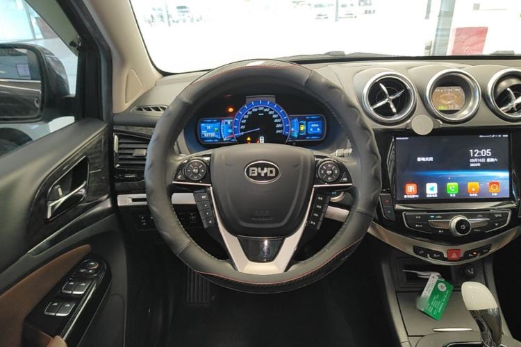 Used BYD S7 2017 2.0T Automatic Prestige Edition
