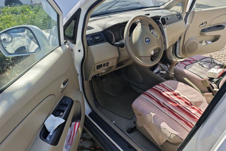 Used Venucia D50 2013 1.6L Manual Fashion Edition