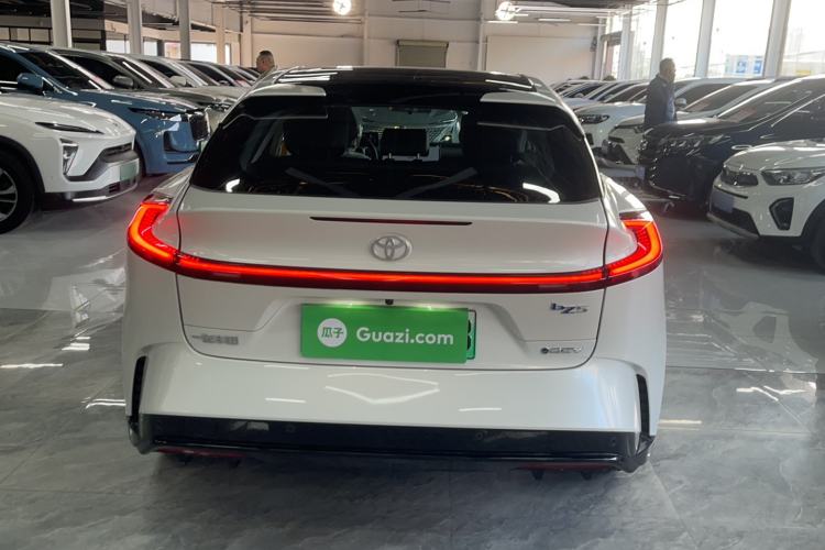 Used Toyota bZ5 2025 Model 550 JOY