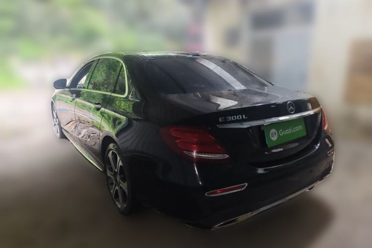 Used Mercedes-Benz E-Class 2016 E 300 L Sporty and Stylish Model