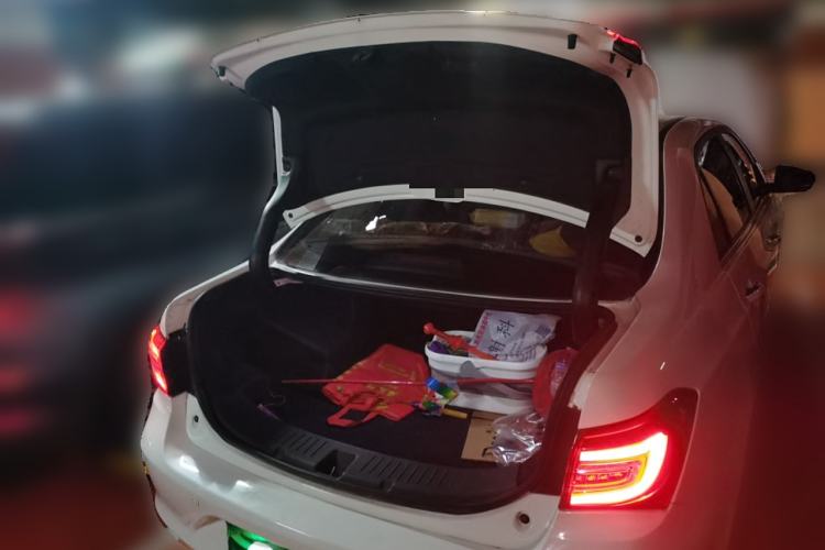 Used BYD Qin New Energy 2018 Qin EV450 Smart Connect Prestige Model
