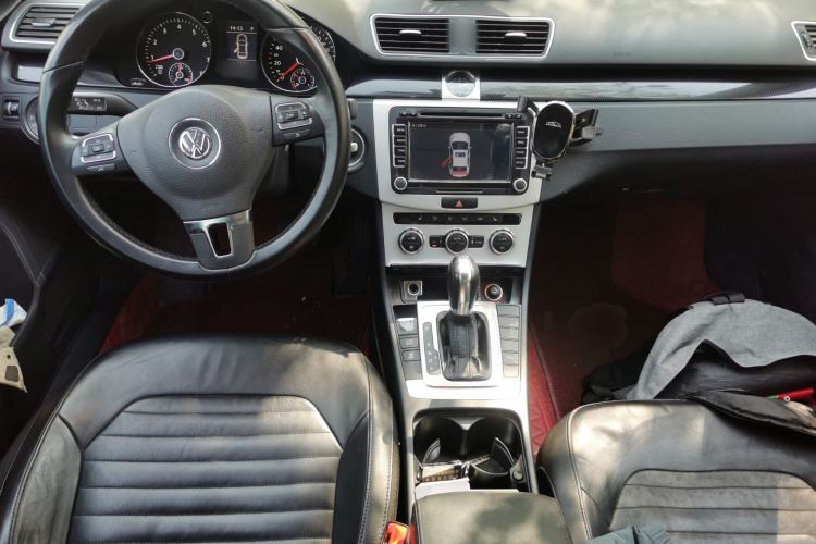 Used Volkswagen Magotan 2012 Revised 1.8TSI Luxury Version
