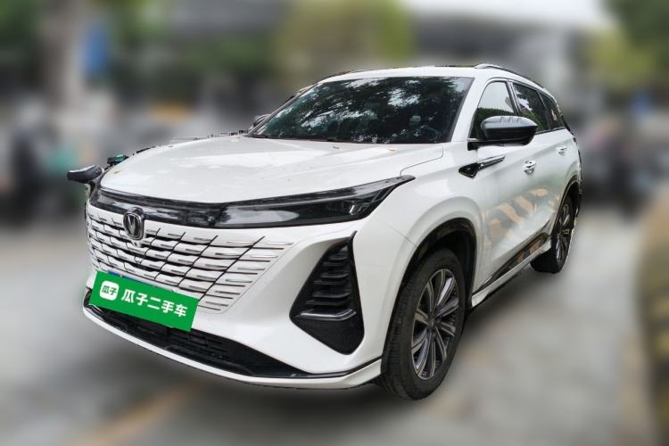 Used Changan CS75 PLUS 2024 3rd Generation Champion Edition 1.5T Intelligent Drive Dynamic Model
