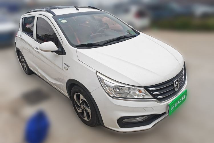 Used Baojun 310 2017 1.5L Automatic Fashion Model Front Right 45 Deg