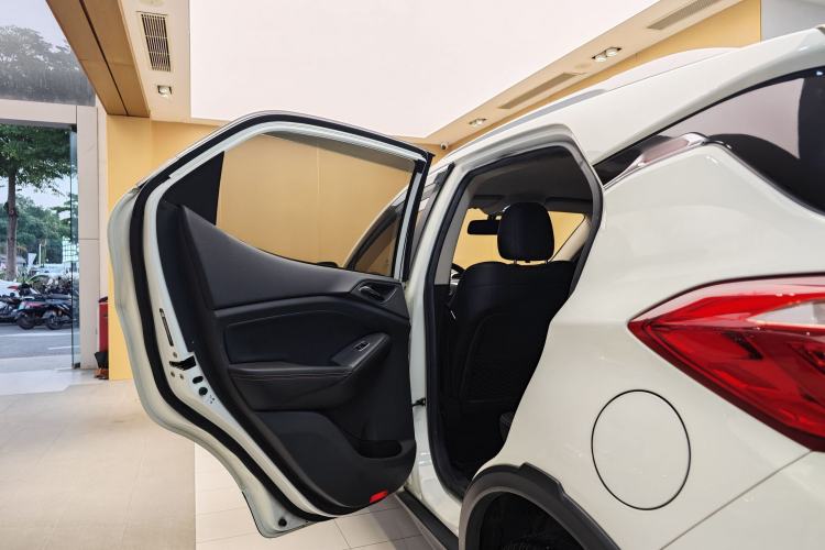 Used BYD Yuan 2016 1.5L Automatic Haoya Model Exterior 7