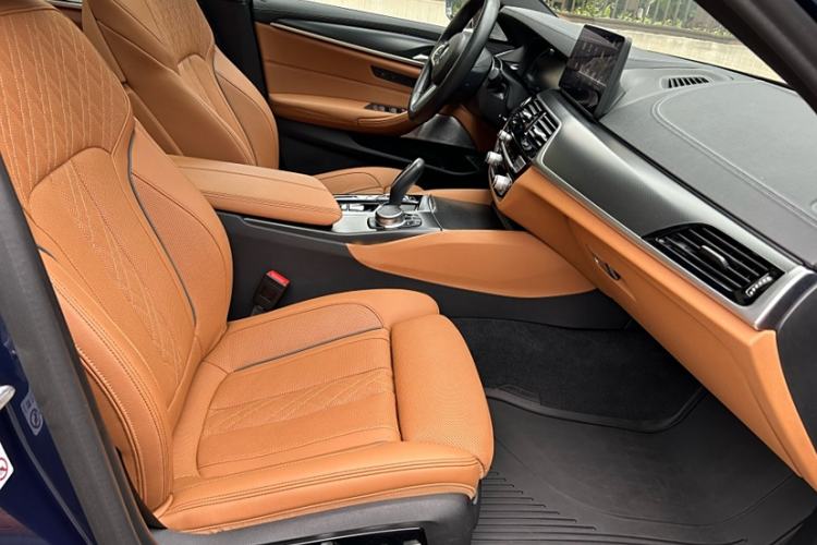 Used BMW 5 Series New Energy 2021 535Le Pioneer Edition M Sport Package
