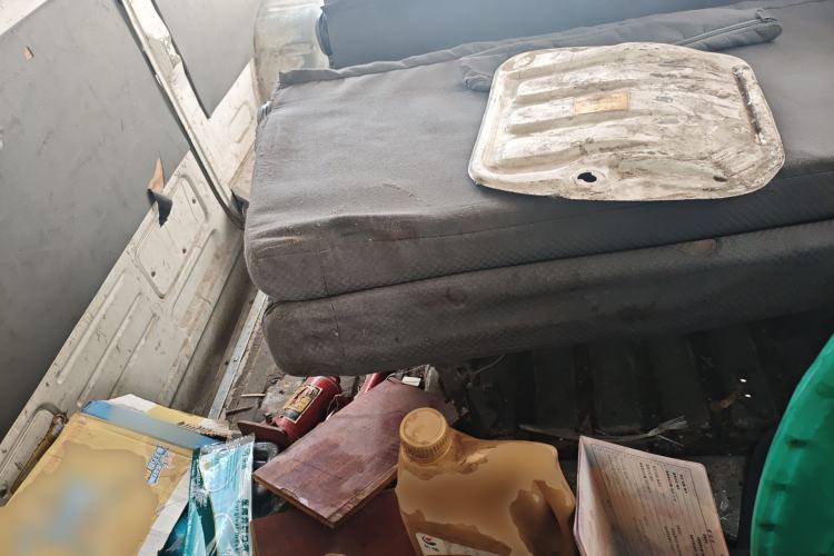 Used Jinbei Hiace 2011 2.0L 5th Generation Kuaiyunwang Standard Version 4G19
