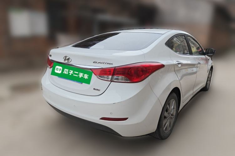 Used Hyundai Elantra (5th Generation / Langdong) 2015 1.6L Manual Leading Model
