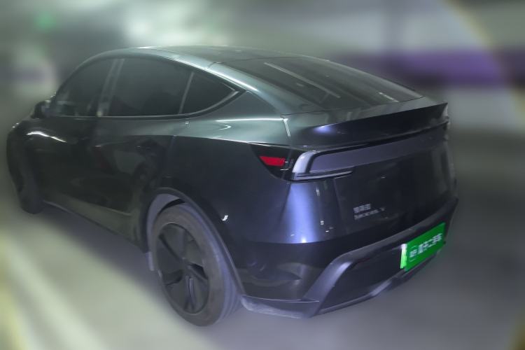 Used Tesla Model Y 2025 Rear-Wheel-Drive Version