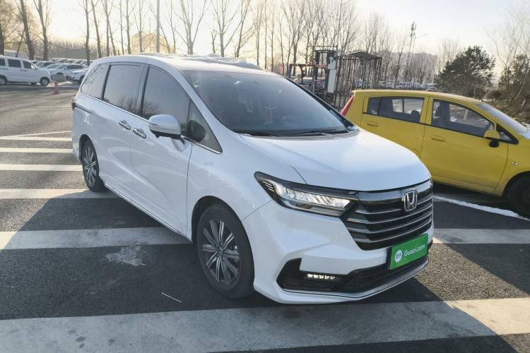 Used Honda Odyssey 2024 2.0L eHEV Sharp & Enjoy Edition