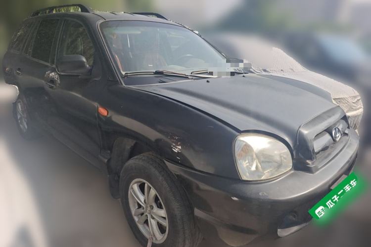 Used Huatai Santa Fe Classic 2012 2.0L Gasoline Manual Two-Wheel Drive with Sunroof
