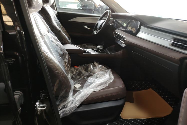 Used JETOUR X90 PLUS 2023 1.6TD DCT Flat-Platform + 5 Seats
