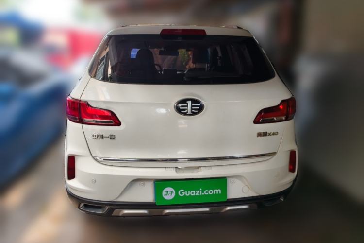 Used Bestune X40 2017 1.6L Automatic Prestige Edition
