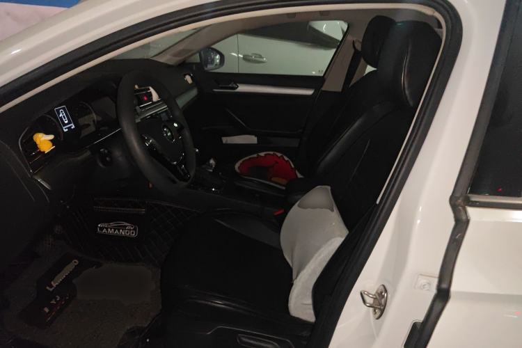 Used Volkswagen Lamando 2019 230TSI DSG Fashion Edition China V Standard
