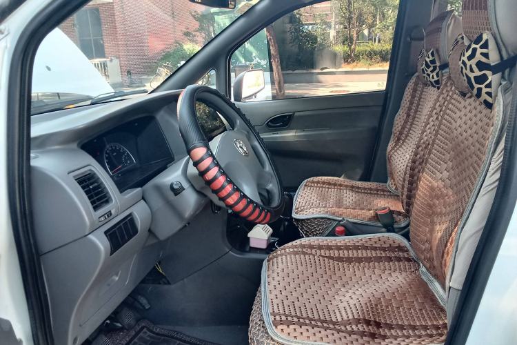 Used Dongfeng Shuaike 2014 1.5L Manual Standard 5-Seater China V Emission Standard