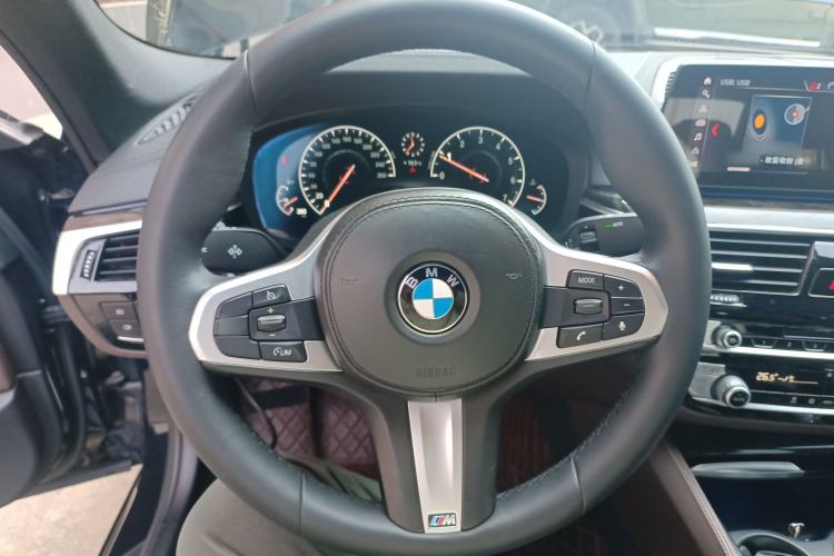 Used BMW 5 Series 2019 525Li M Sport Package