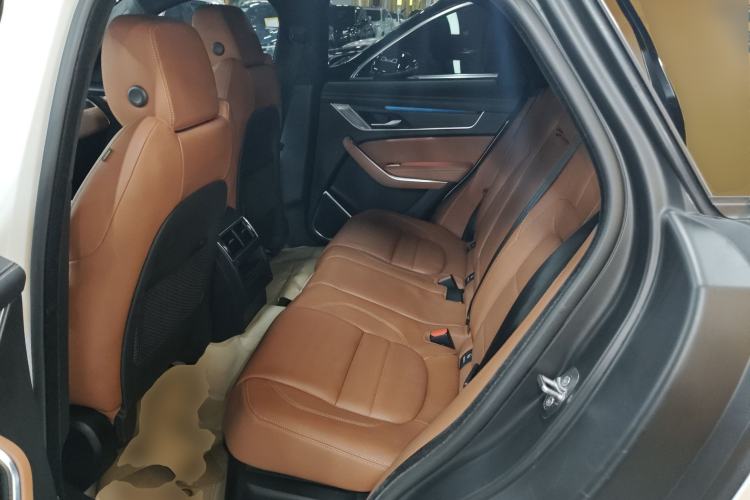 Used Jaguar F-PACE 2024 P250 R-Dynamic HSE Left Rear Seat